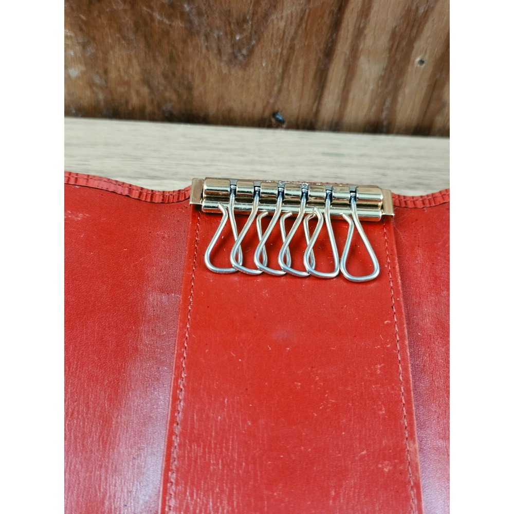Louis Vuitton Epi Leather 6 Key Holder - Picture 9 of 12